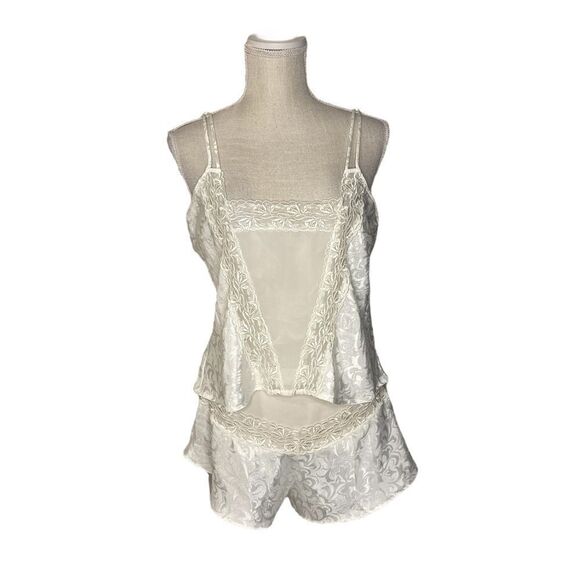 Sarah Spencer Vintage Cami & Short Set - Picture 3 of 16